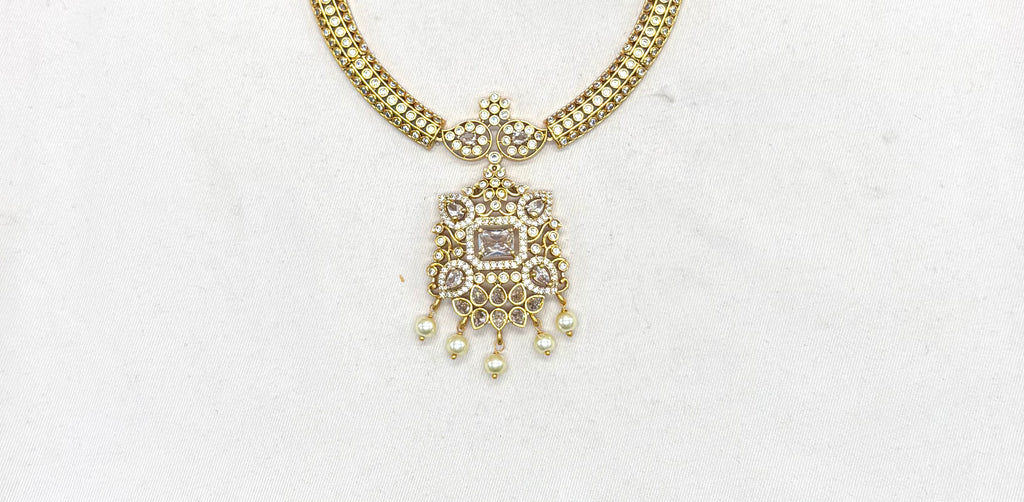 Matte finishing American Diamonds with Central White stone Short Kanti Necklace