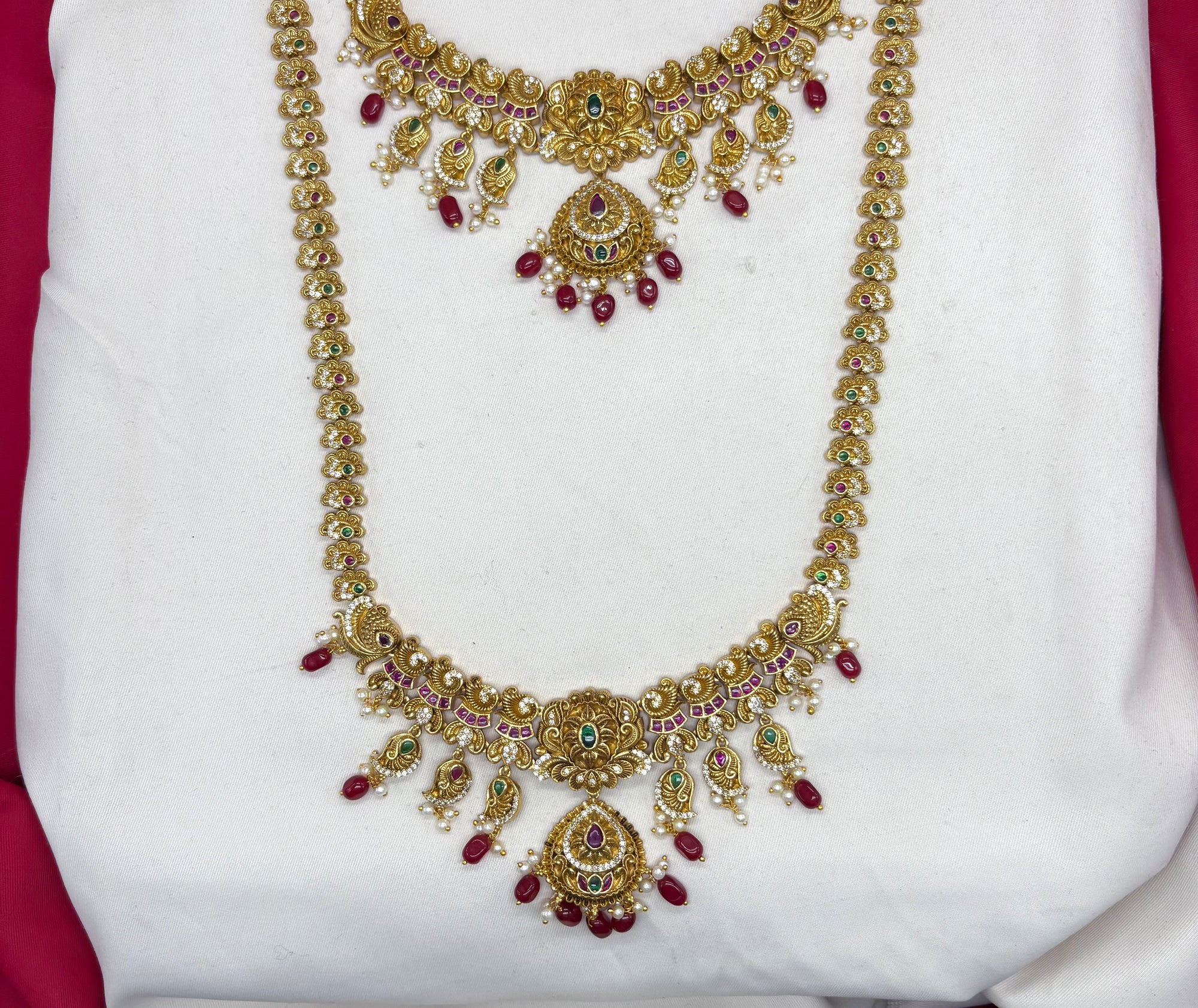 Matte finishing floral design with Red Beads combo-set