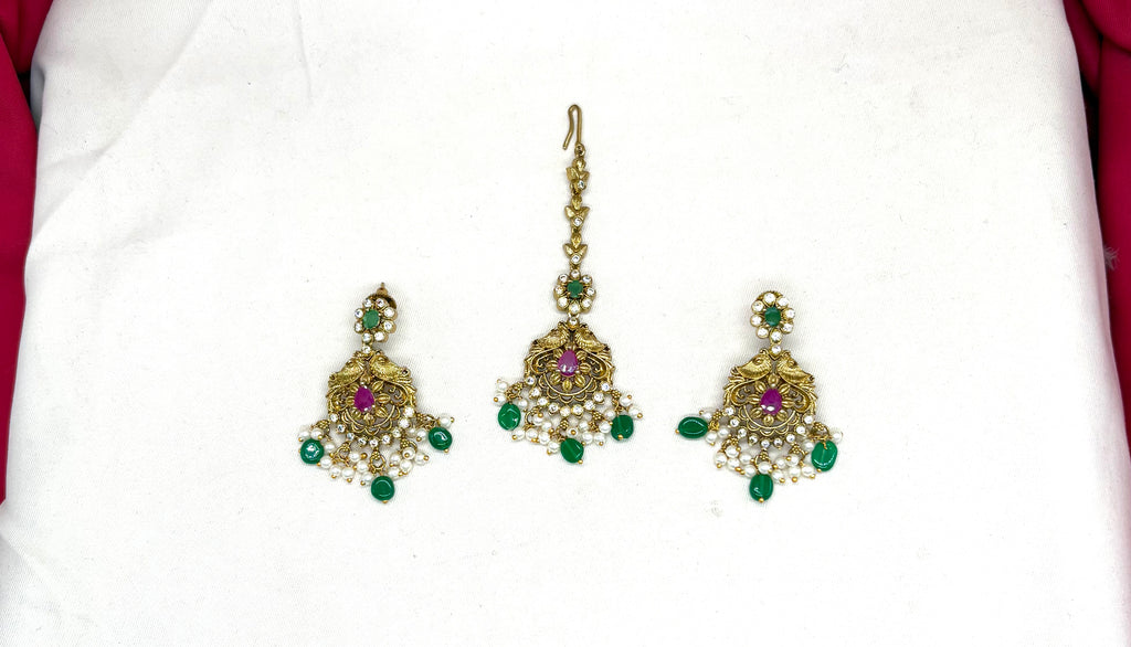 Matte finishing flower design with Ad stone & Green Beads combo-set