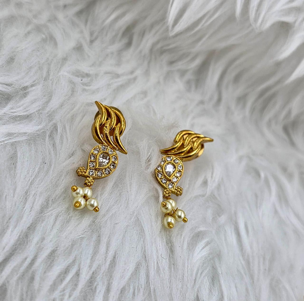 Gold Short Necklace