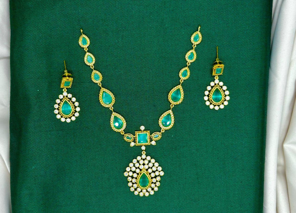 Short Necklace