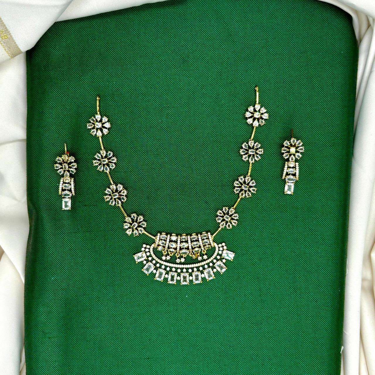 Victorian Short Kanti Necklace