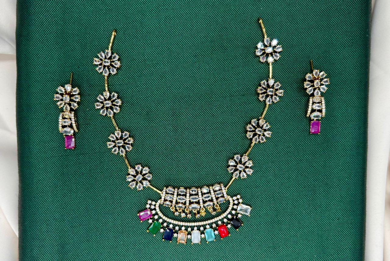Victorian Short Necklace