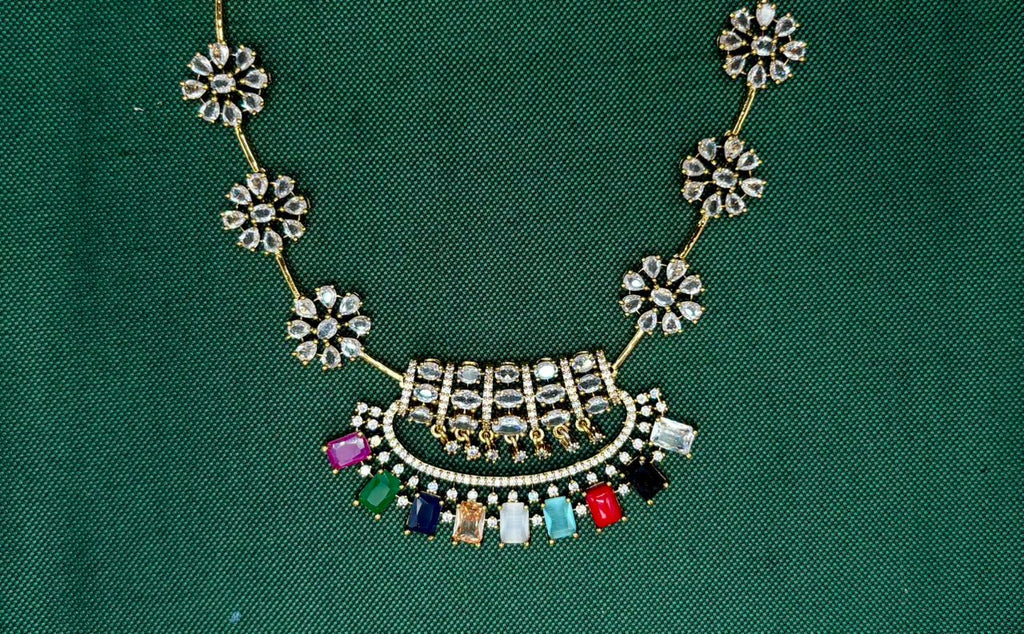 Victorian Short Necklace