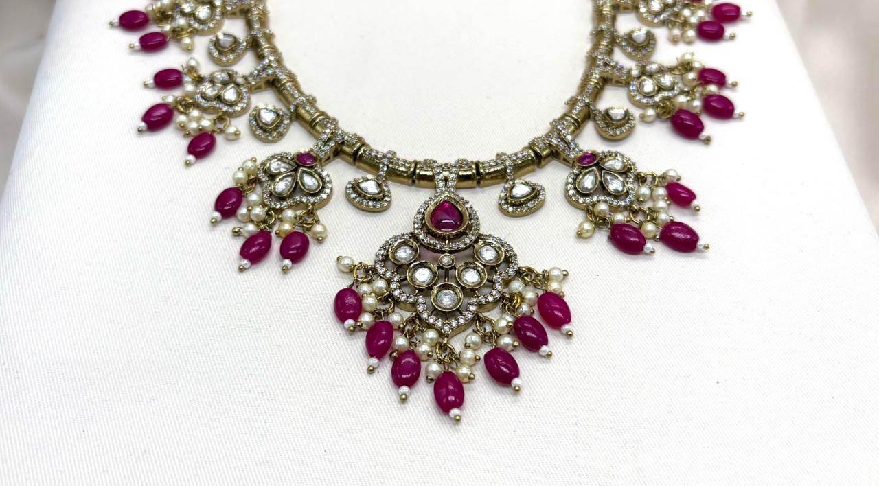 Victorian Short Necklace