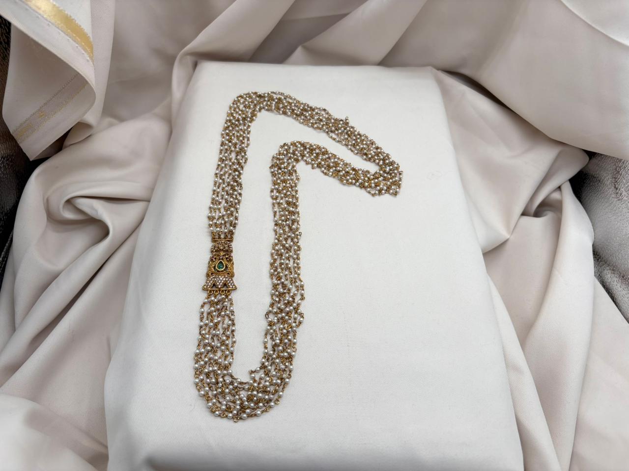 White-Pearls Chandra-Haram