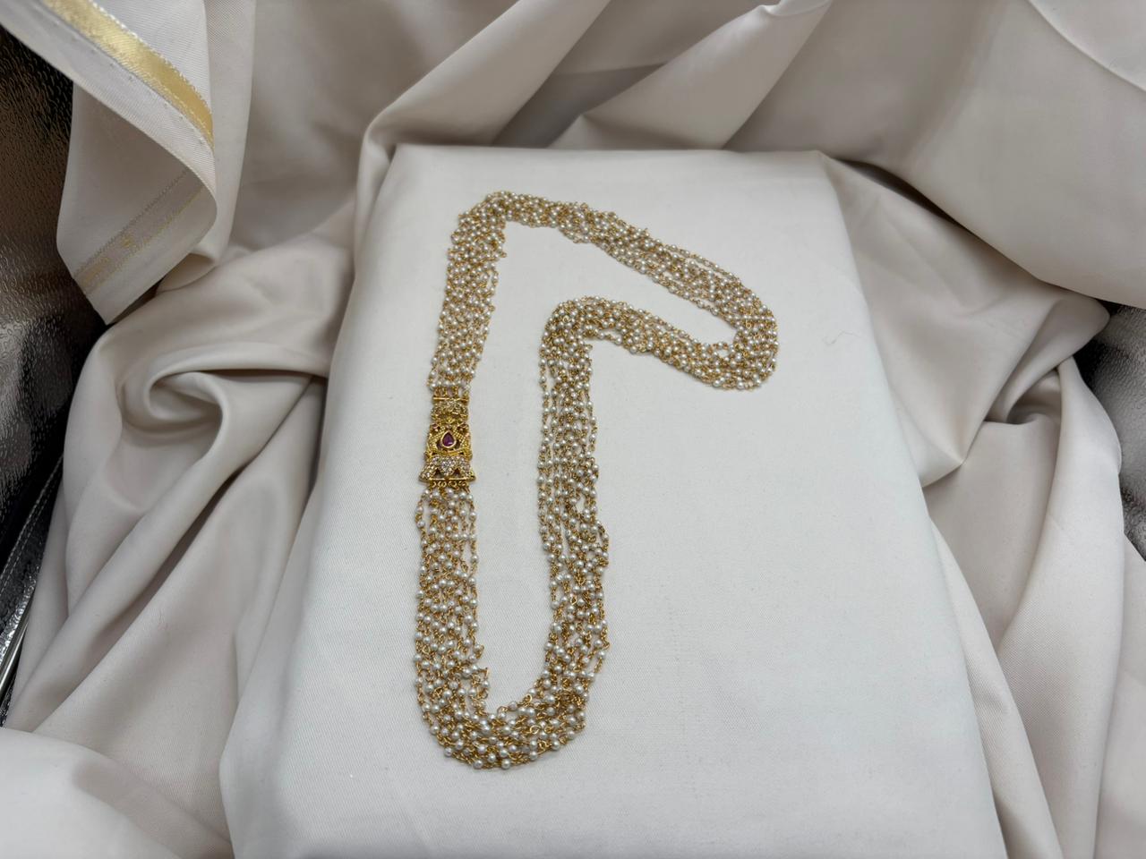 White-Pearls Chandra-Haram