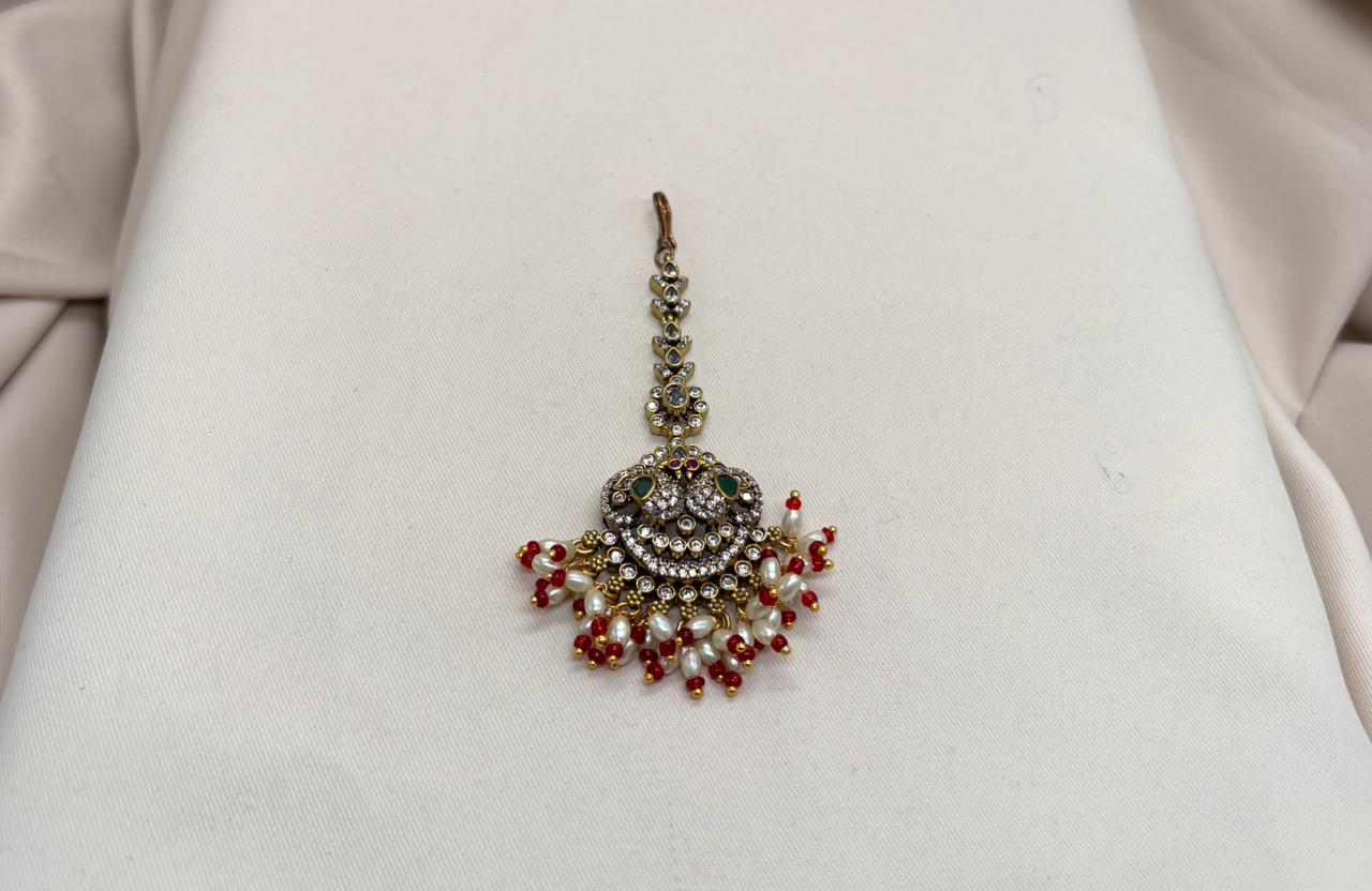 Maang-Tikka Victorian