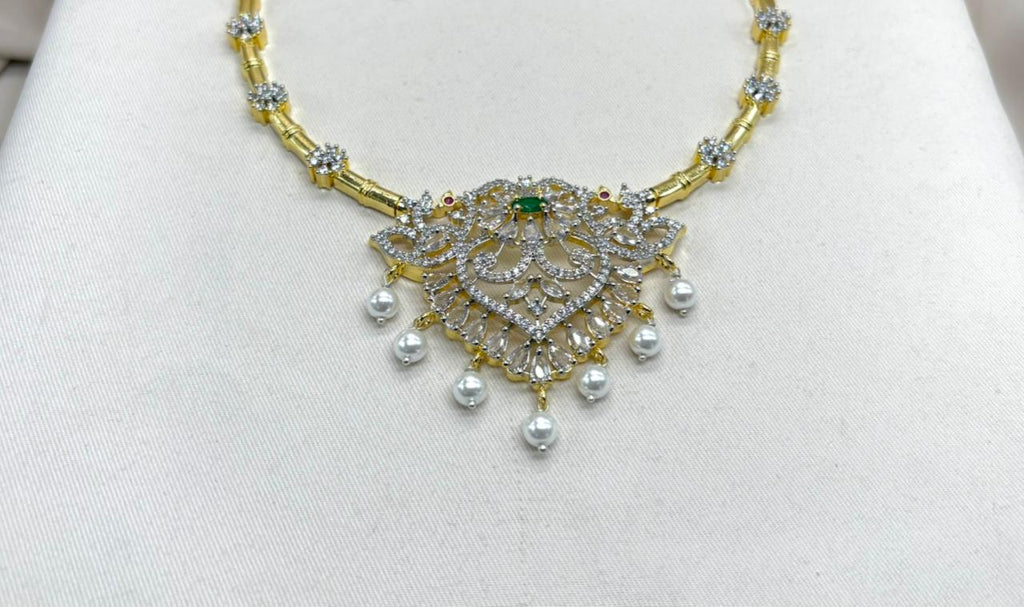 Gj Polish Short Necklace