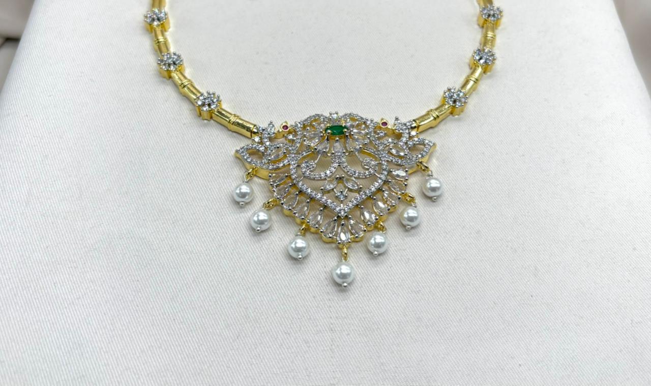 Gj Polish Short Necklace