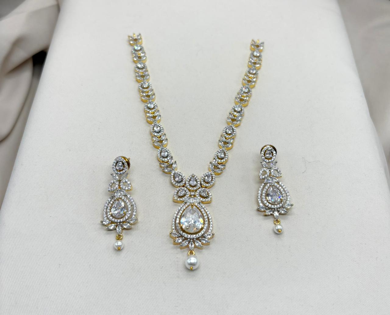 Gj Polish Short Necklace