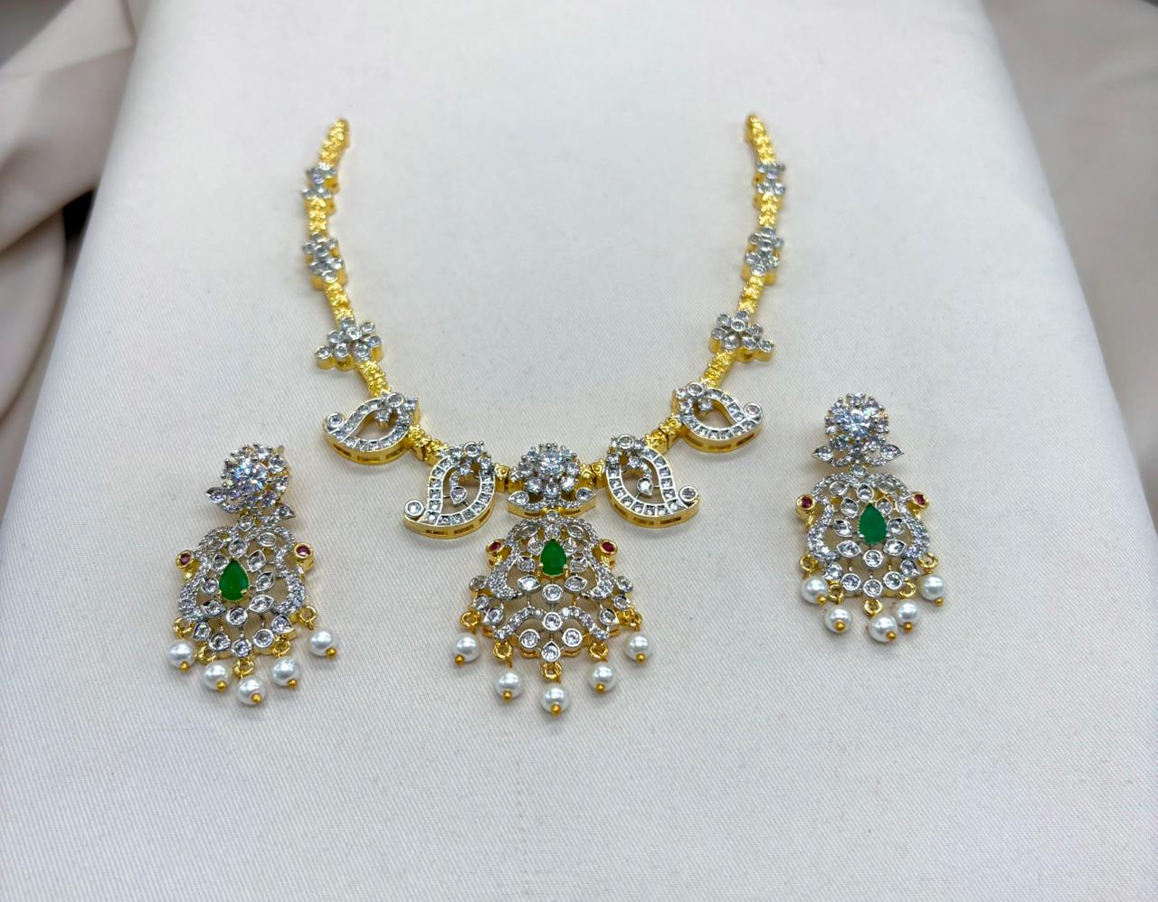 Gj Polish Short Necklace