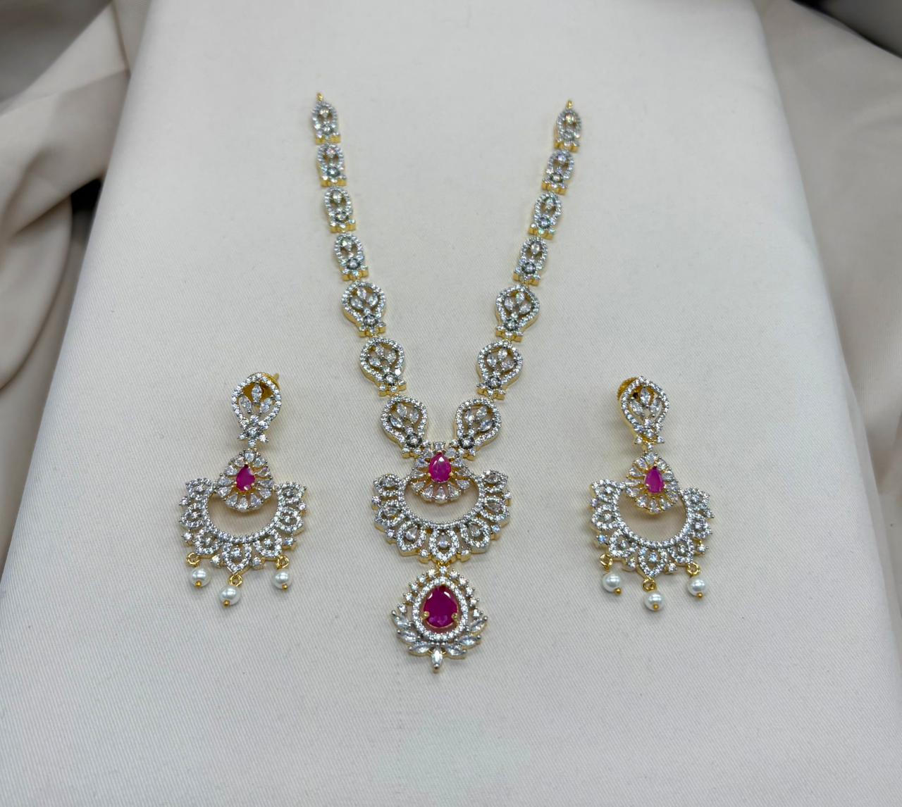 Gj Polish Short Necklace