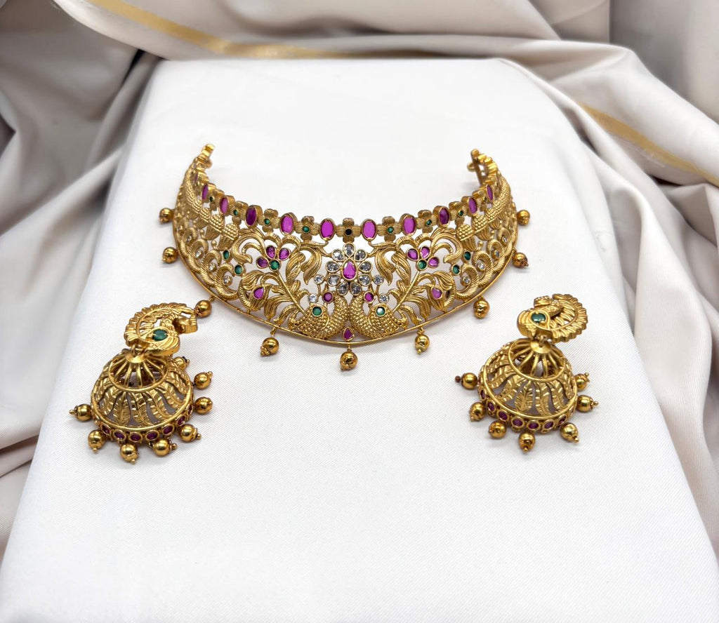 Matte finishing Choker