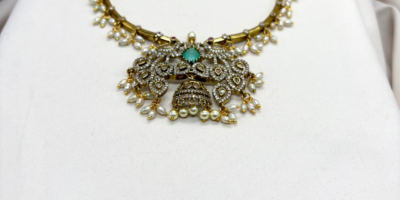 Victorian Short Necklace