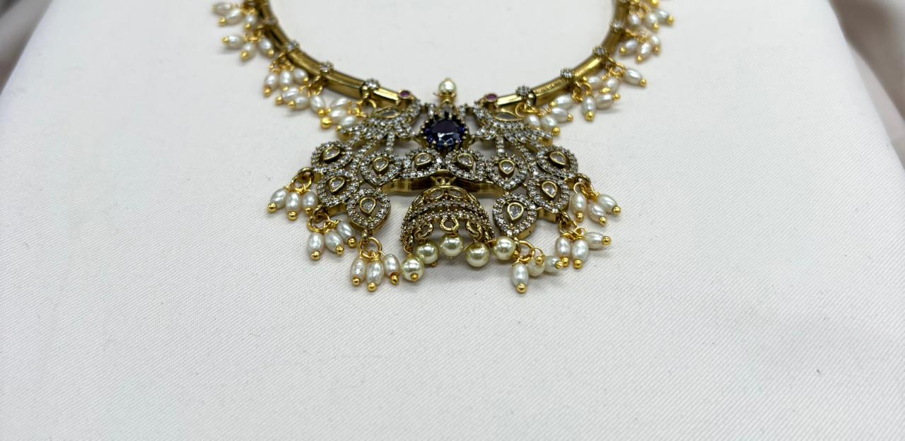 Victorian Short Necklace