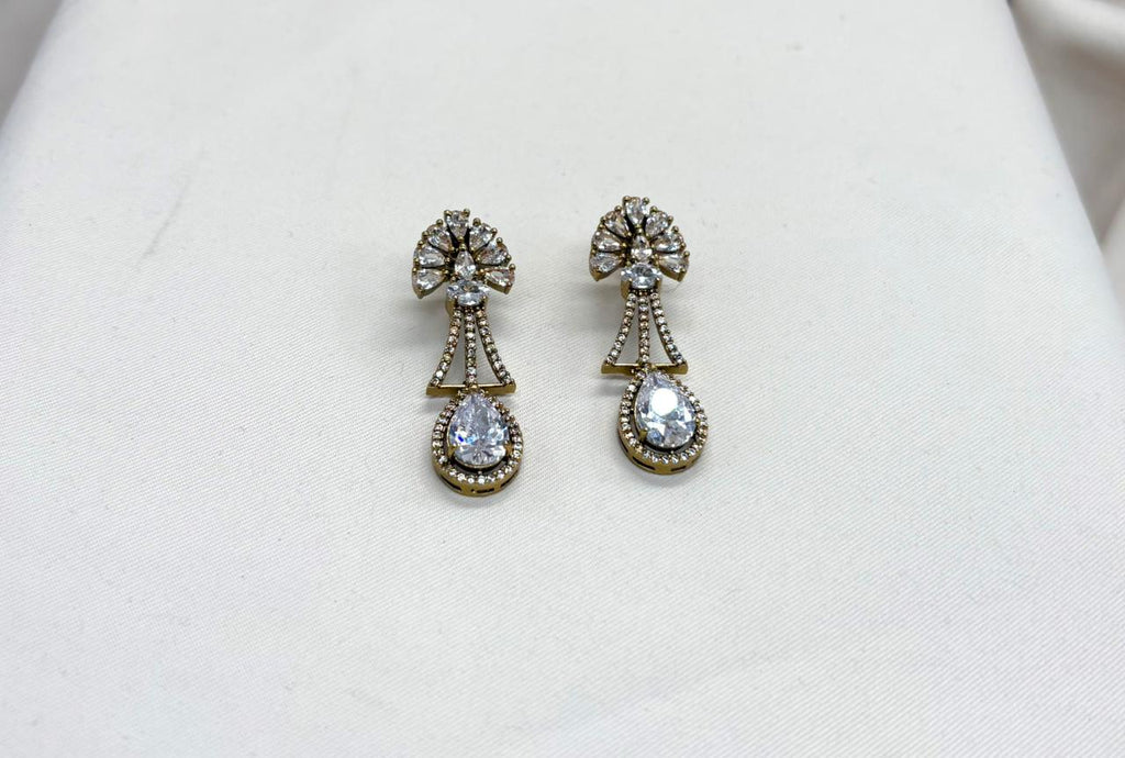 Victorian Short Necklace