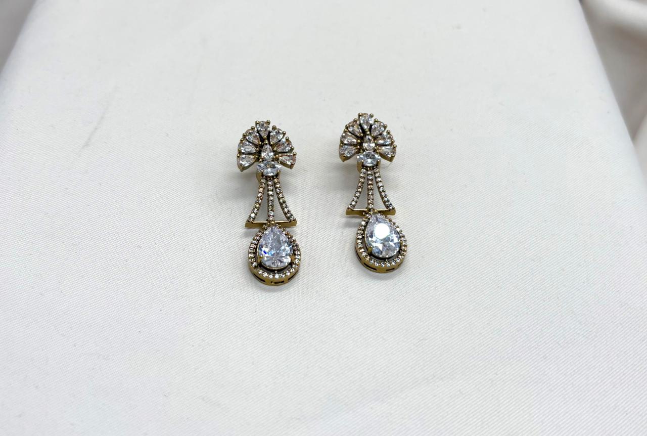 Victorian Short Necklace