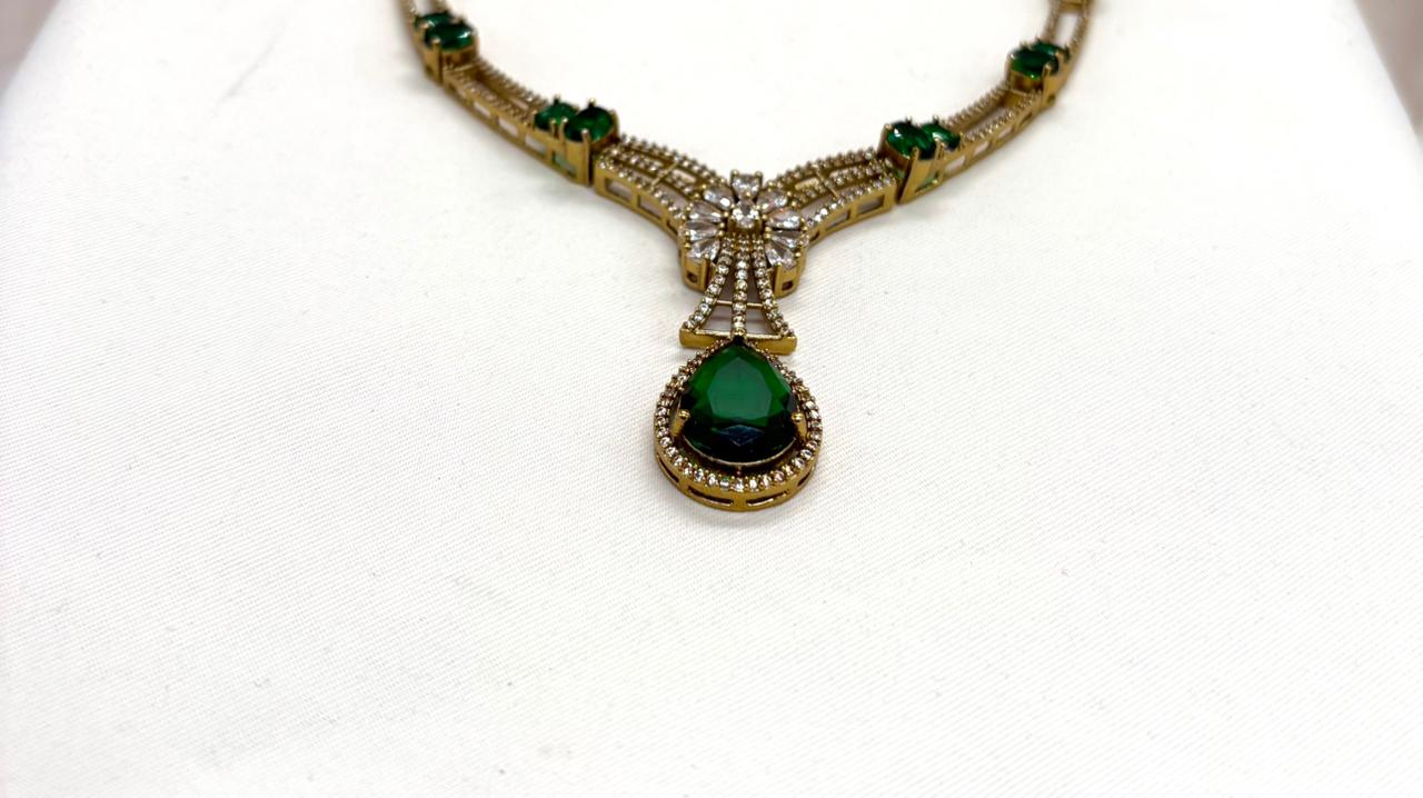 Victorian Short Necklace