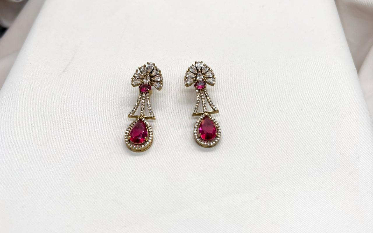 Victorian Short Necklace