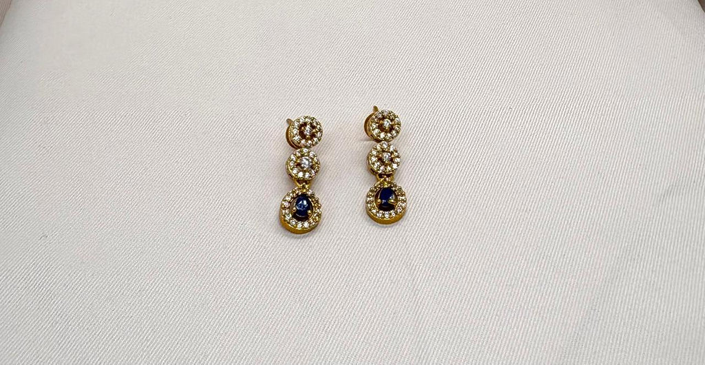 Matte finishing Short Necklace