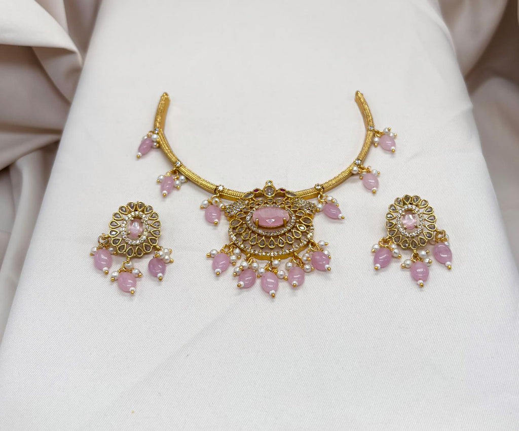 Matte Kanti Short Necklace