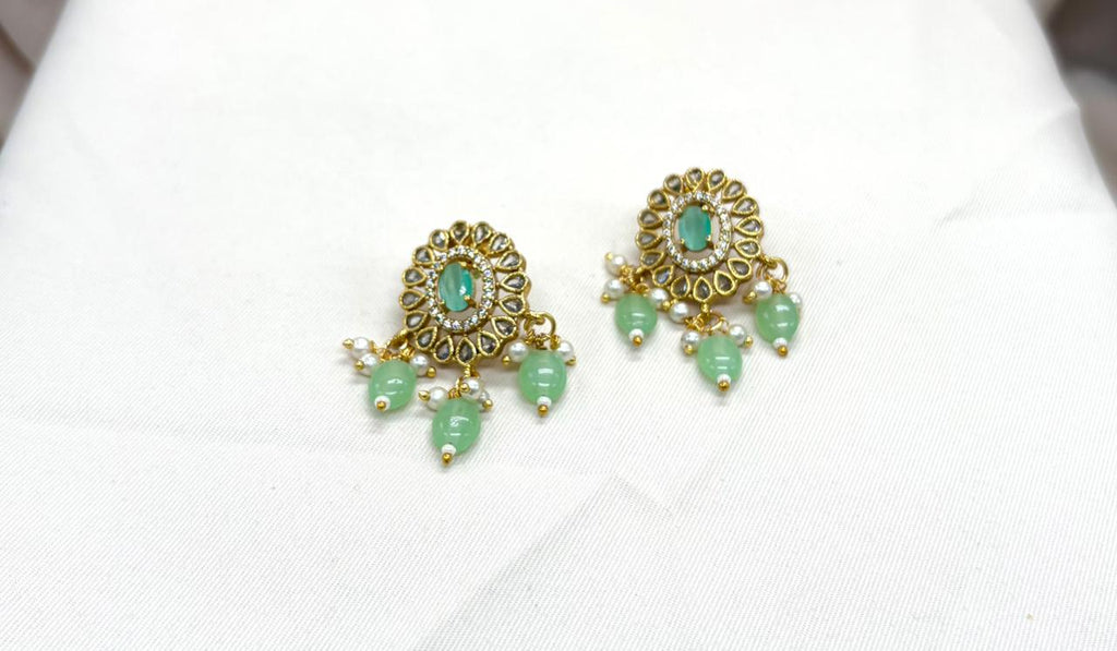 Matte Kanti Short Necklace