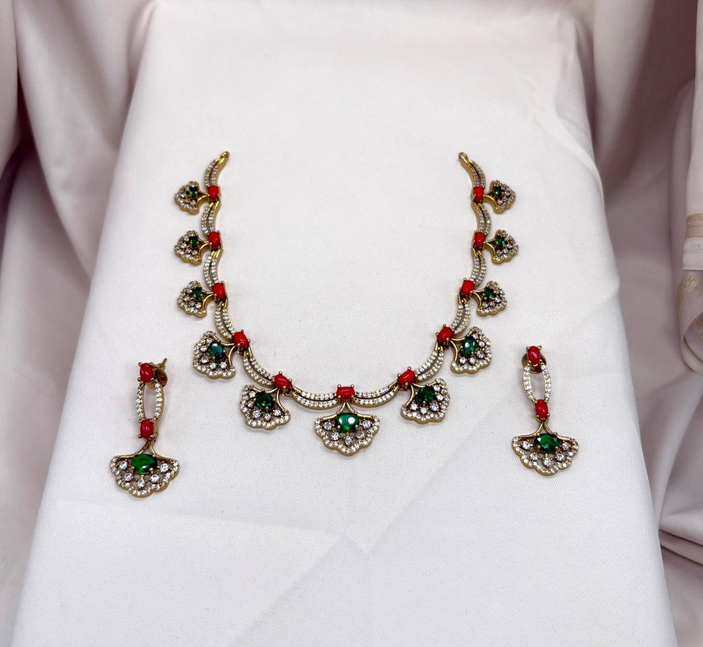 Victorian Short Coral Beads Necklace