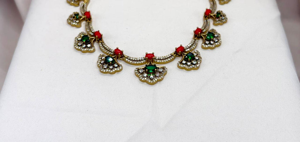 Victorian Short Coral Beads Necklace