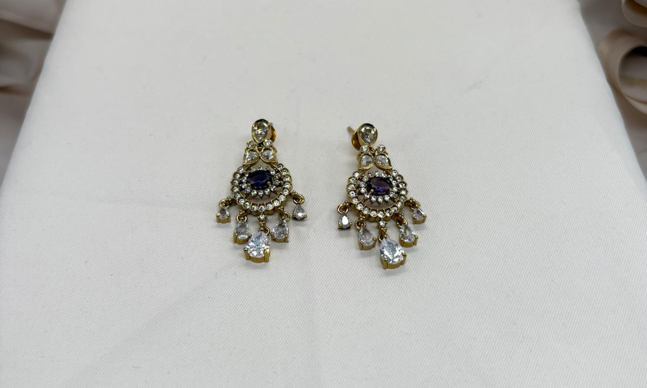 Victorian Two steps Short Necklace