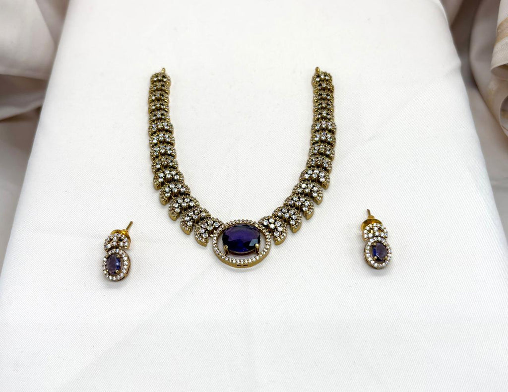 Victorian Short Necklace