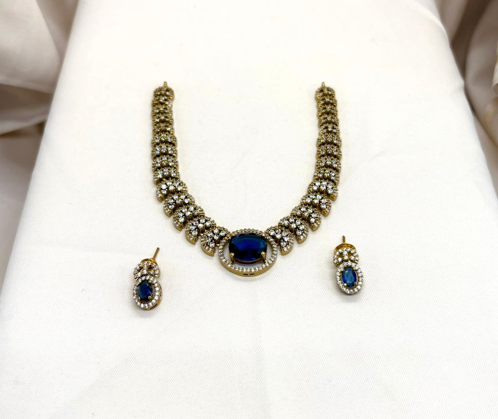 Victorian Short Necklace