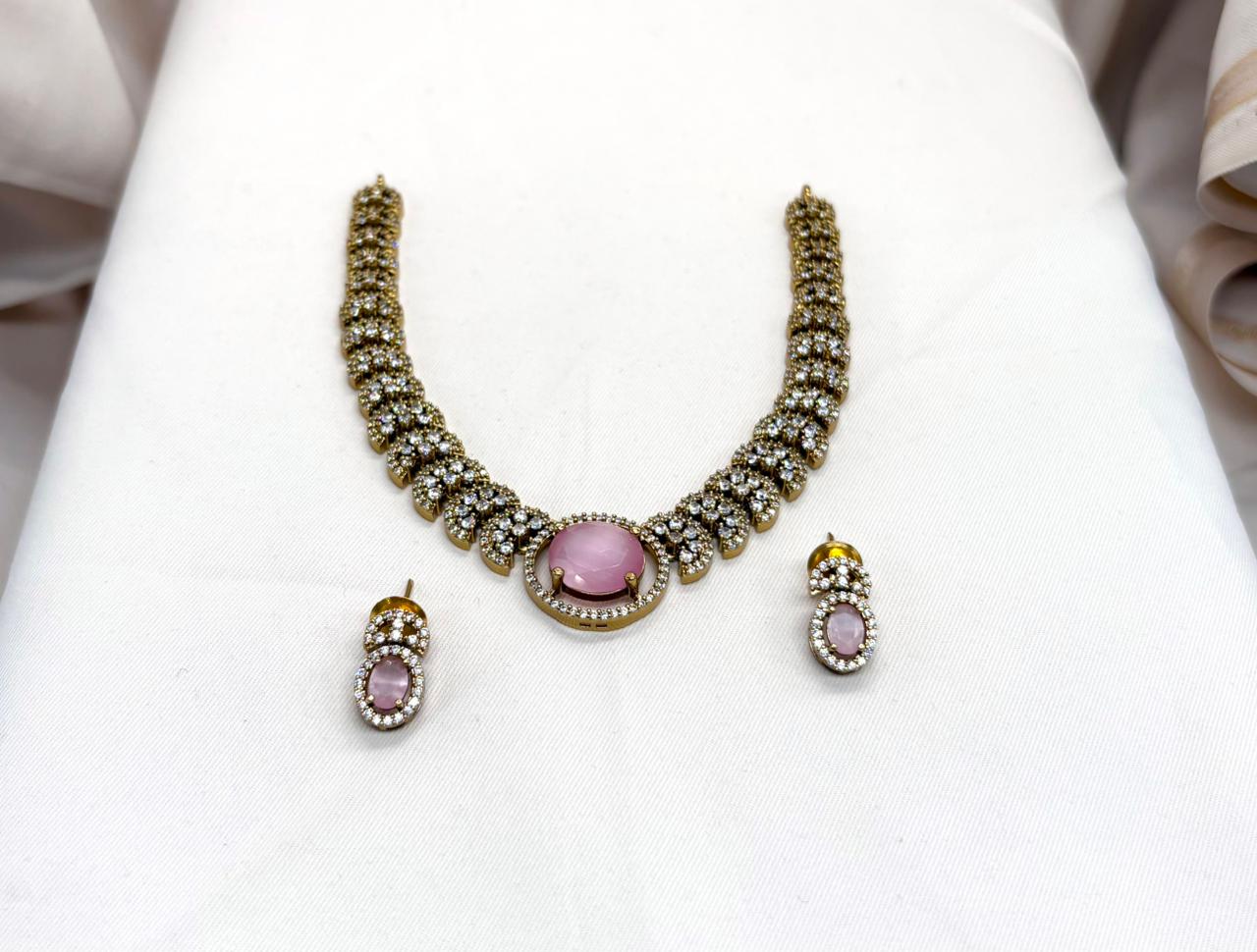 Victorian Short Necklace