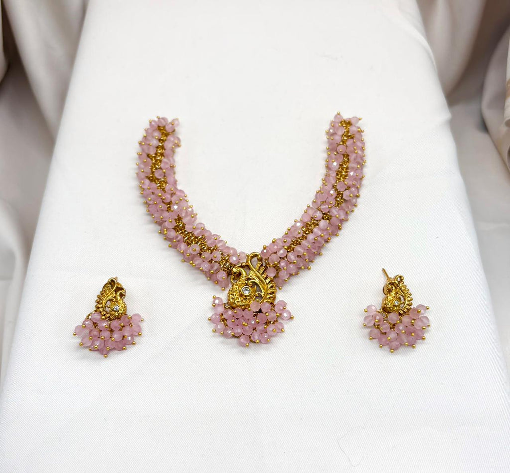 Onyx Gemstone Beads Short Necklace