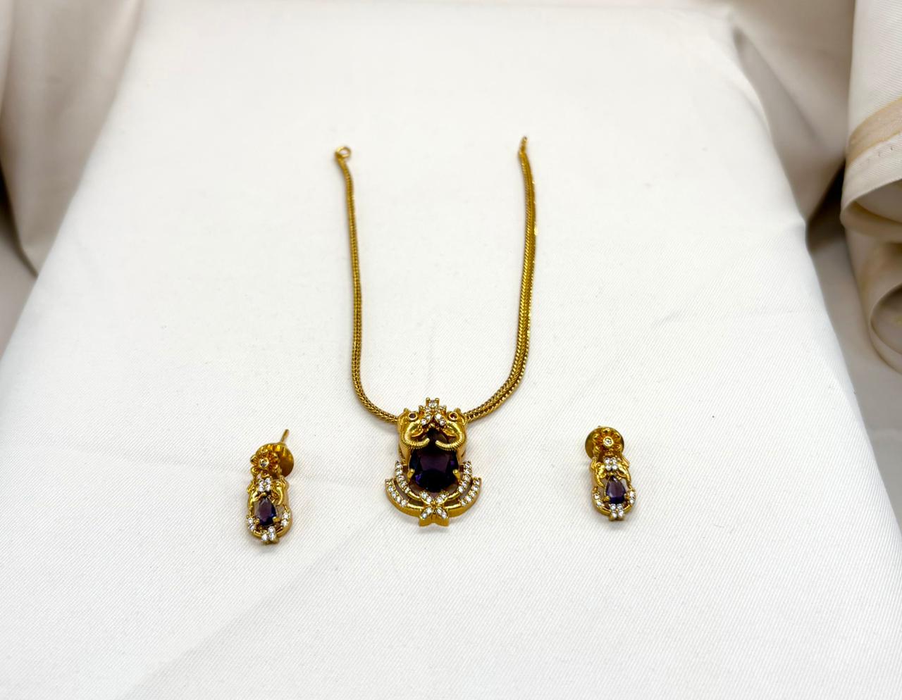 Short Gold Necklace