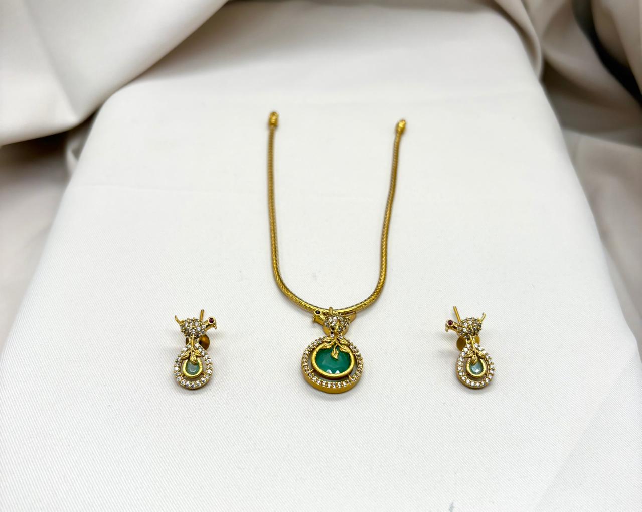 Premium matte Short Necklace