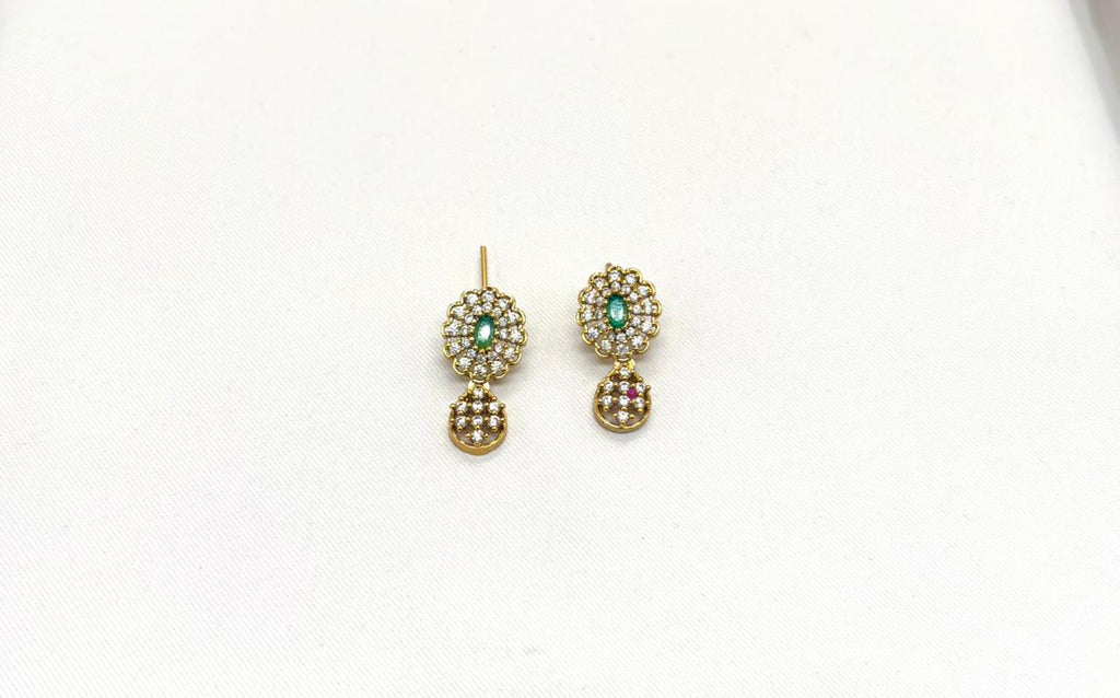 Matte finishing Short Necklace