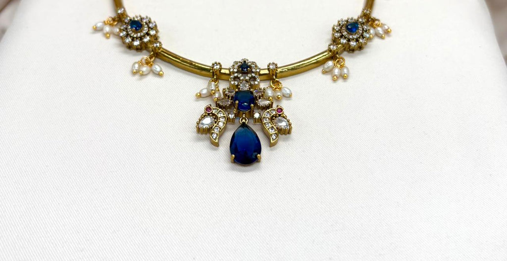 Victorian Blue stone Short Necklace