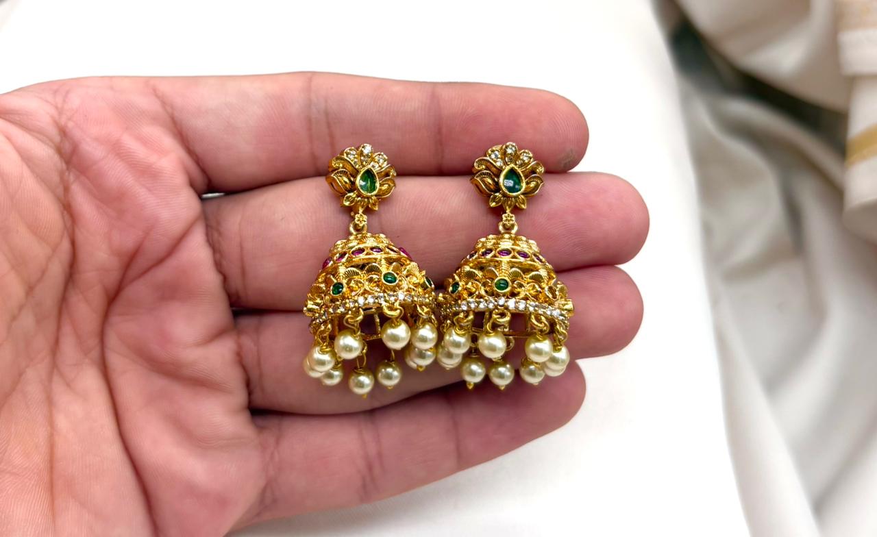 Short Gold Necklace