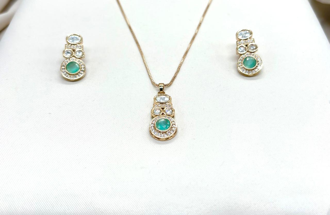 Polki moissanite stone chain with locket