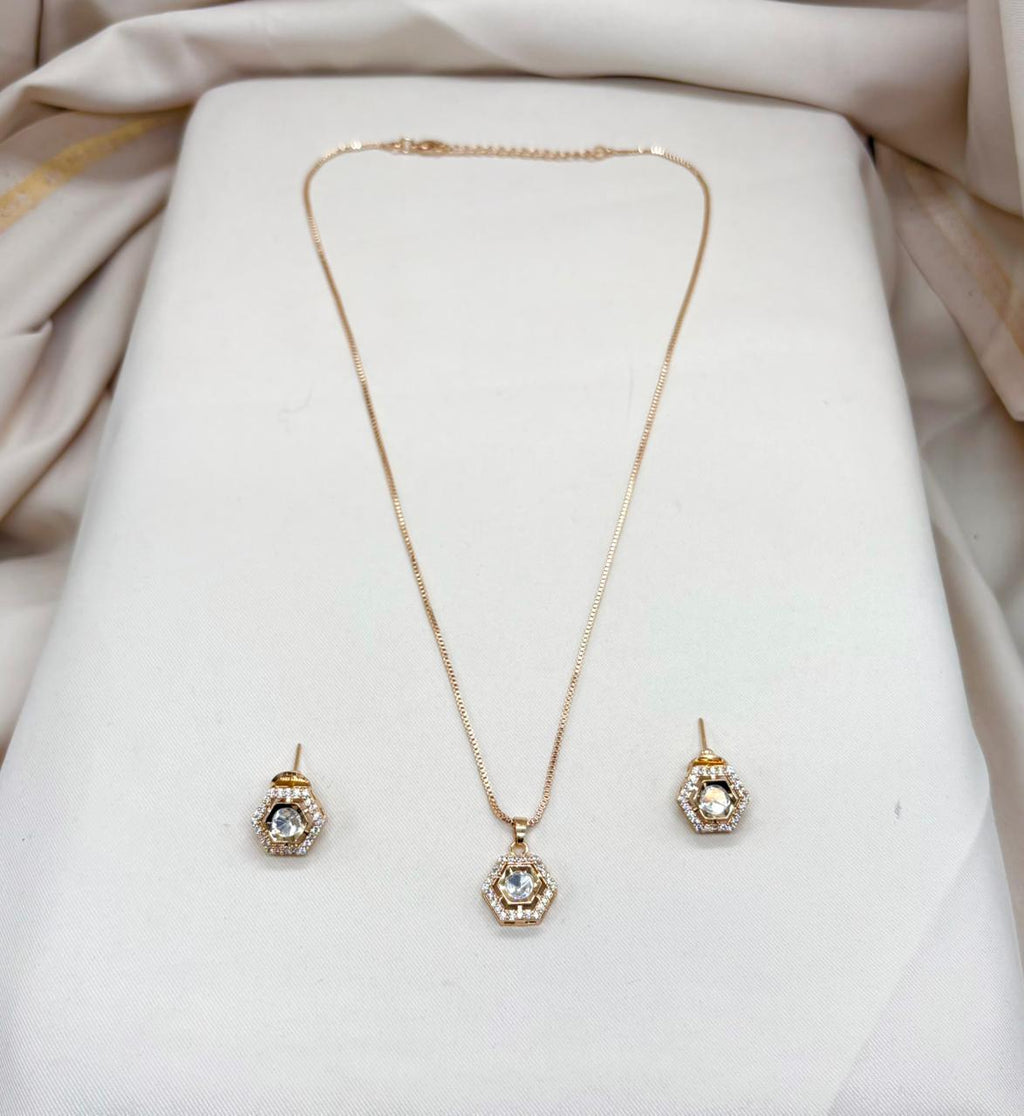 Polki moissanite stone chain with locket