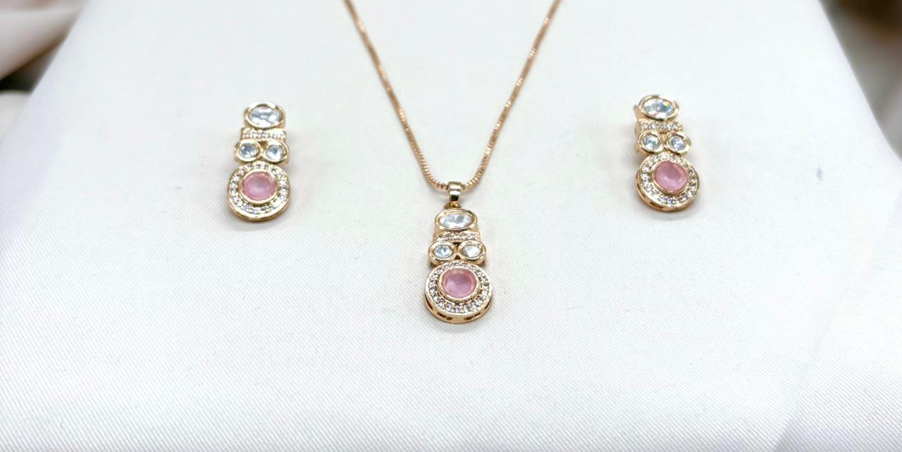 Polki moissanite stone chain with locket