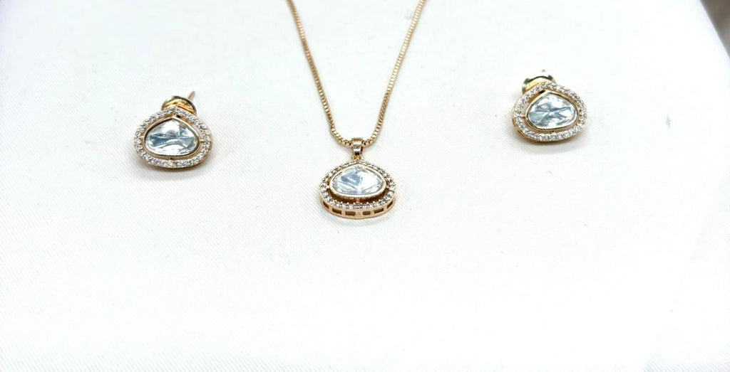 Rose Gold Pendant with Link Chain