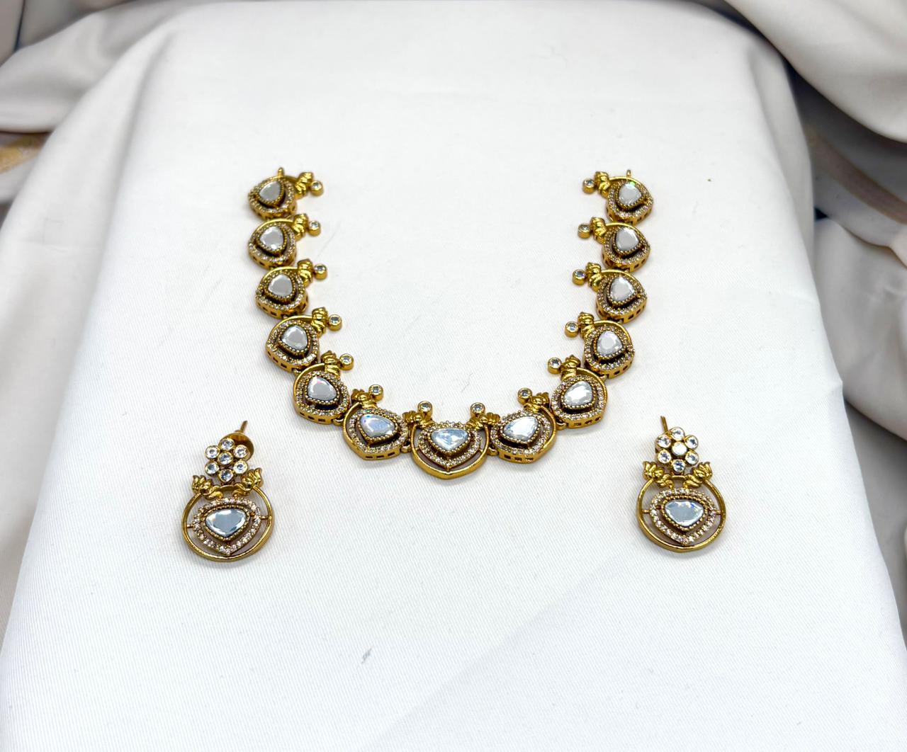 moissanite stone gold plated short necklace