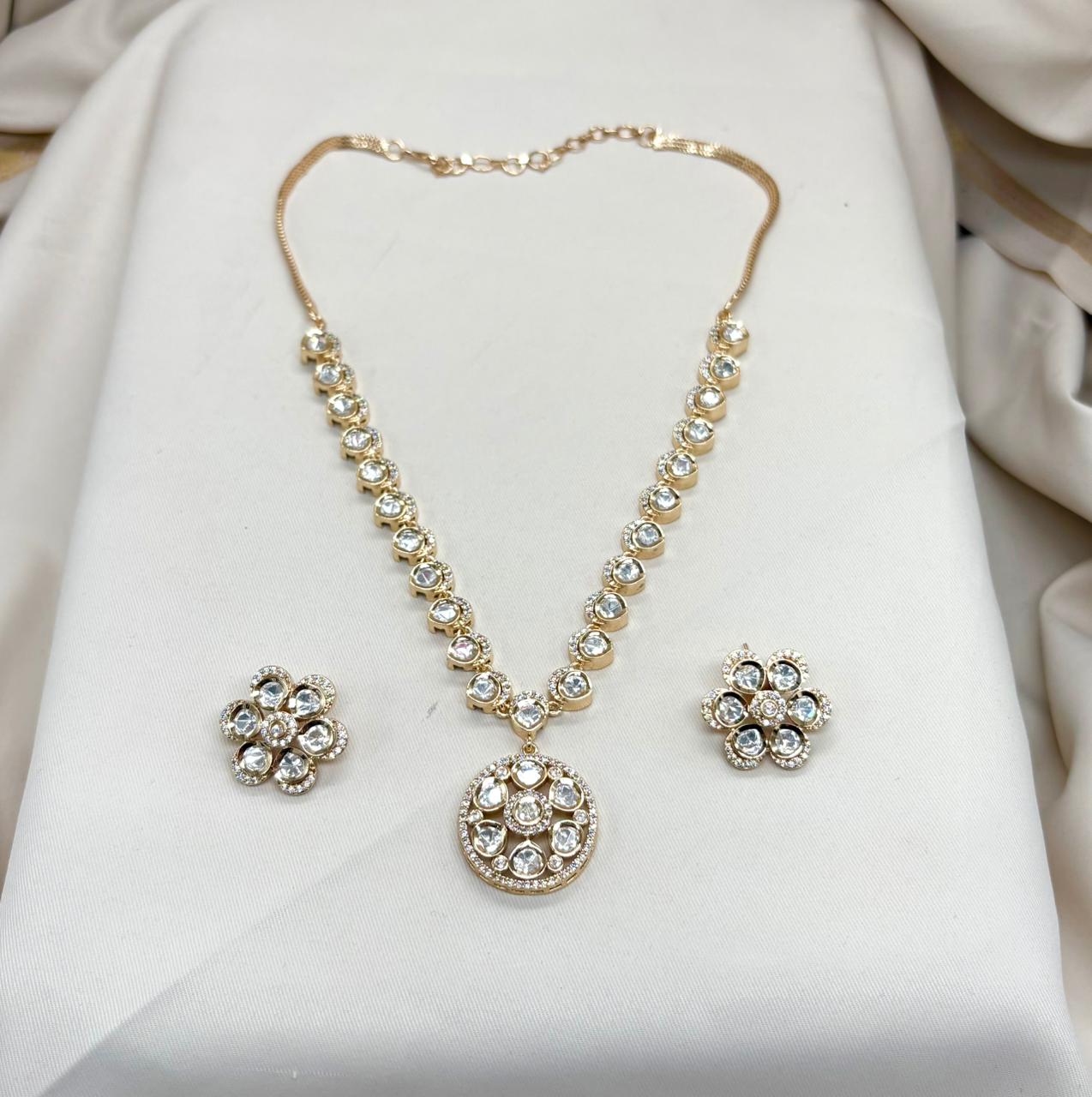 Polki moissanite stone necklace