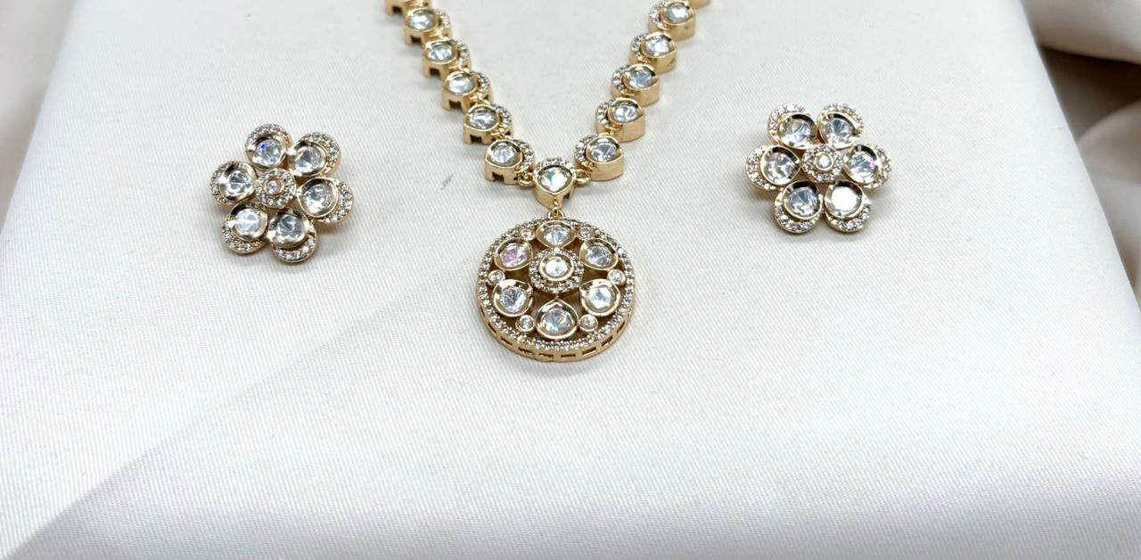 Polki moissanite stone necklace