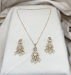 Rose Gold white pearls With Link Chain