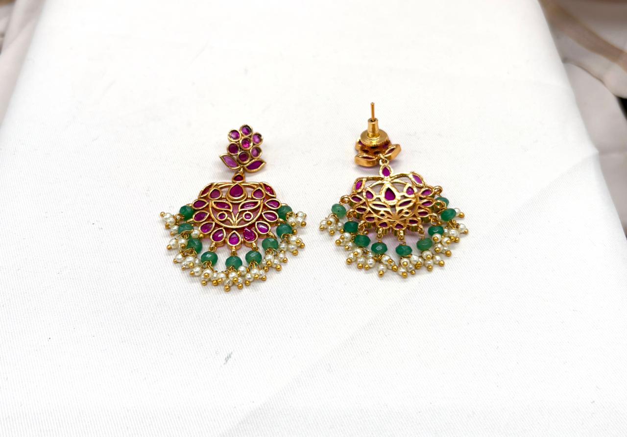 Jadau kundan Onyx Beads Short Necklace