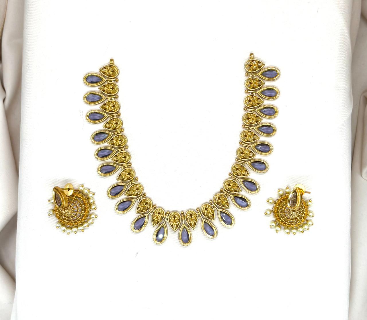 Matte finishing Purple Leaf Designed Short Necklace