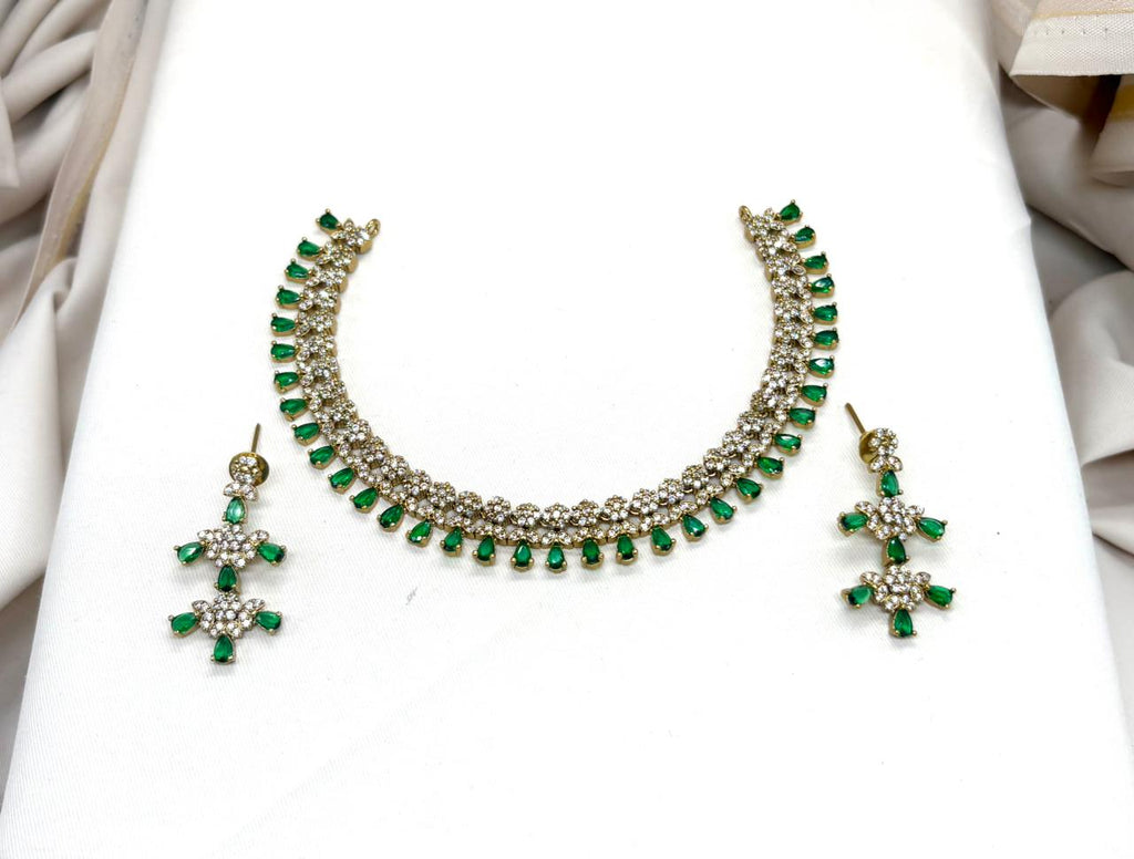 Victorian Short Necklace Designed With Green Stone's
